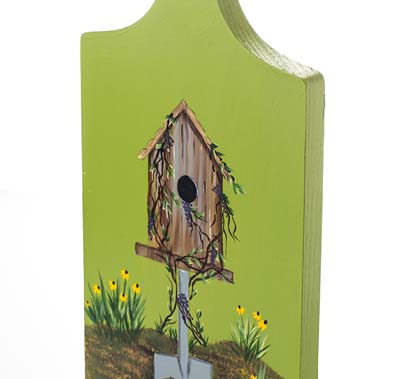 Decorative Birdhouse Cutting Board